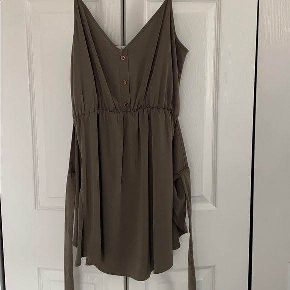 NWT - BCBGeneration - Olive Color Summer Dress! - Picture 2 of 6